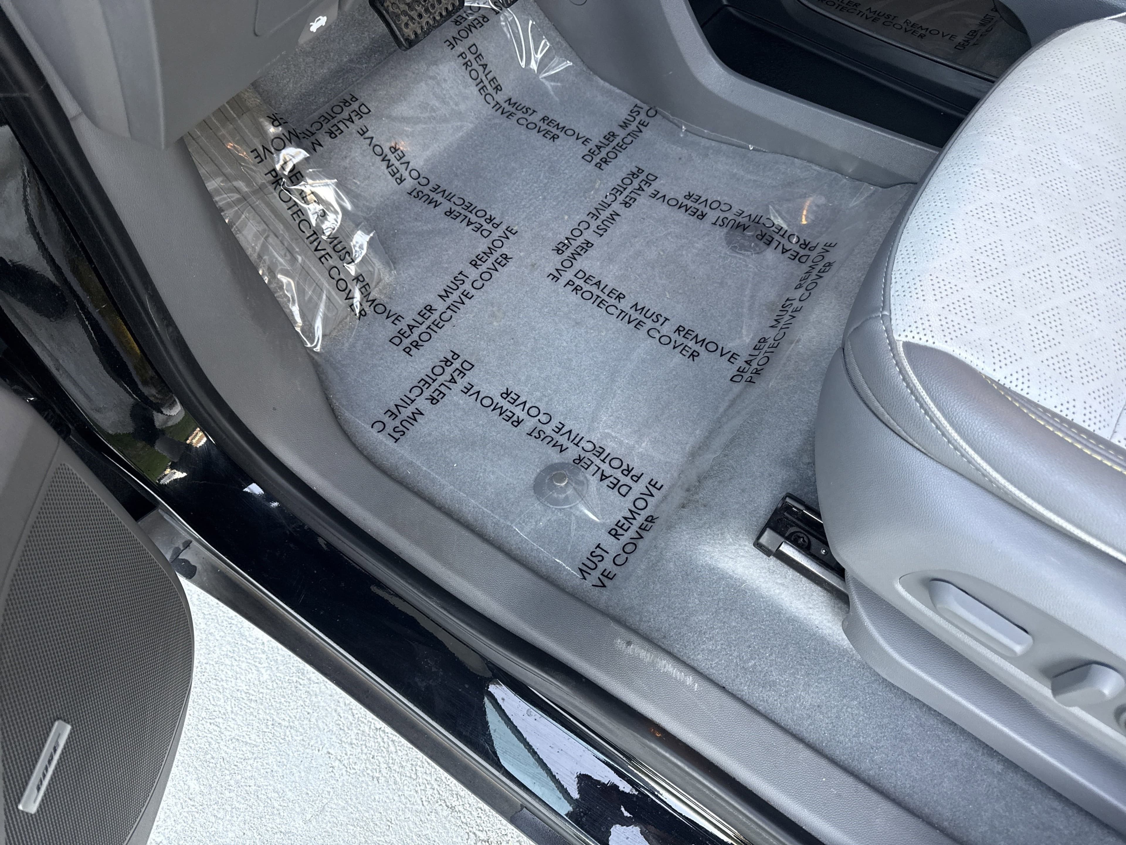Vehicle photo 15