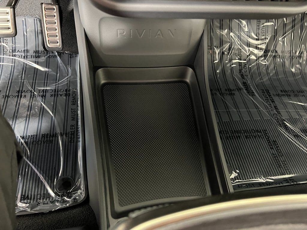 Vehicle photo 35